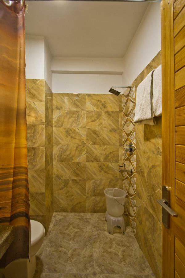 Holiday Bnb Manali Экстерьер фото